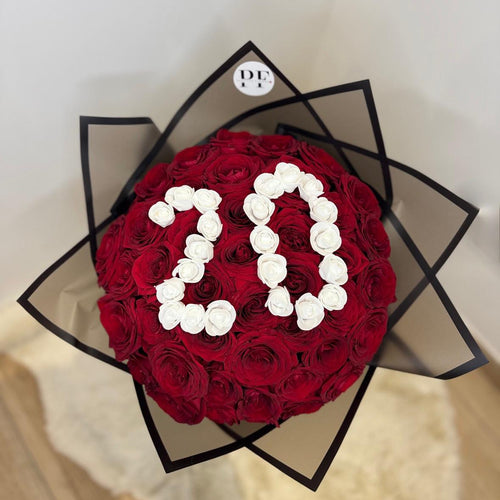 Bouquet Number – Roses Rouges & Numéro Personnalisé
