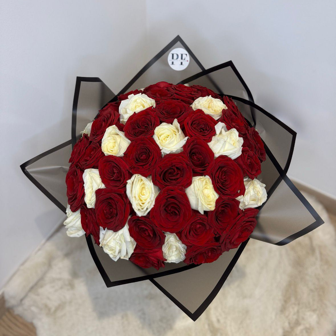Bouquet Venise – Roses Rouges & Roses Roses Romantiques Image principale du produit